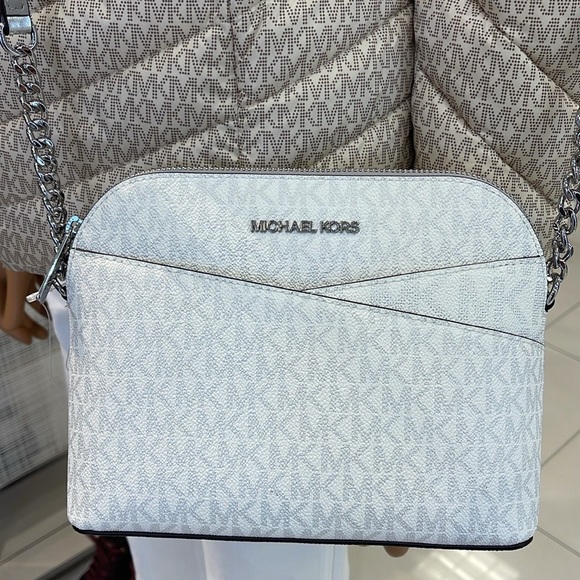 Michael Kors Jet Set Travel Medium Signature Logo Dome Crossbody Satchel Bag
NWT - Picture 4 of 16